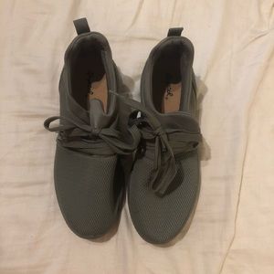 Olive Green Qupid shoes